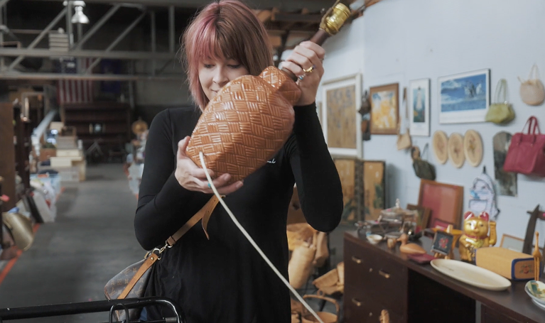 37-year-old turned her thrifting side hustle into a business that brings in 7 figures a year: 'Anyone can do it'